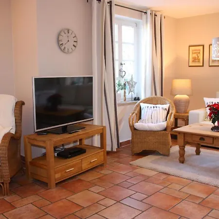 Holiday home Romantisches Ferienhaus Fuer 8 Personen