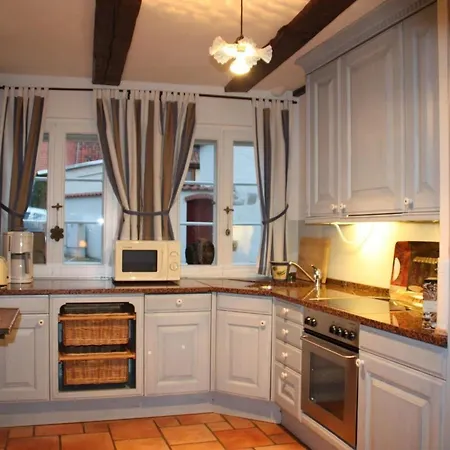 Romantisches Ferienhaus Fuer 8 Personen Quedlinburg